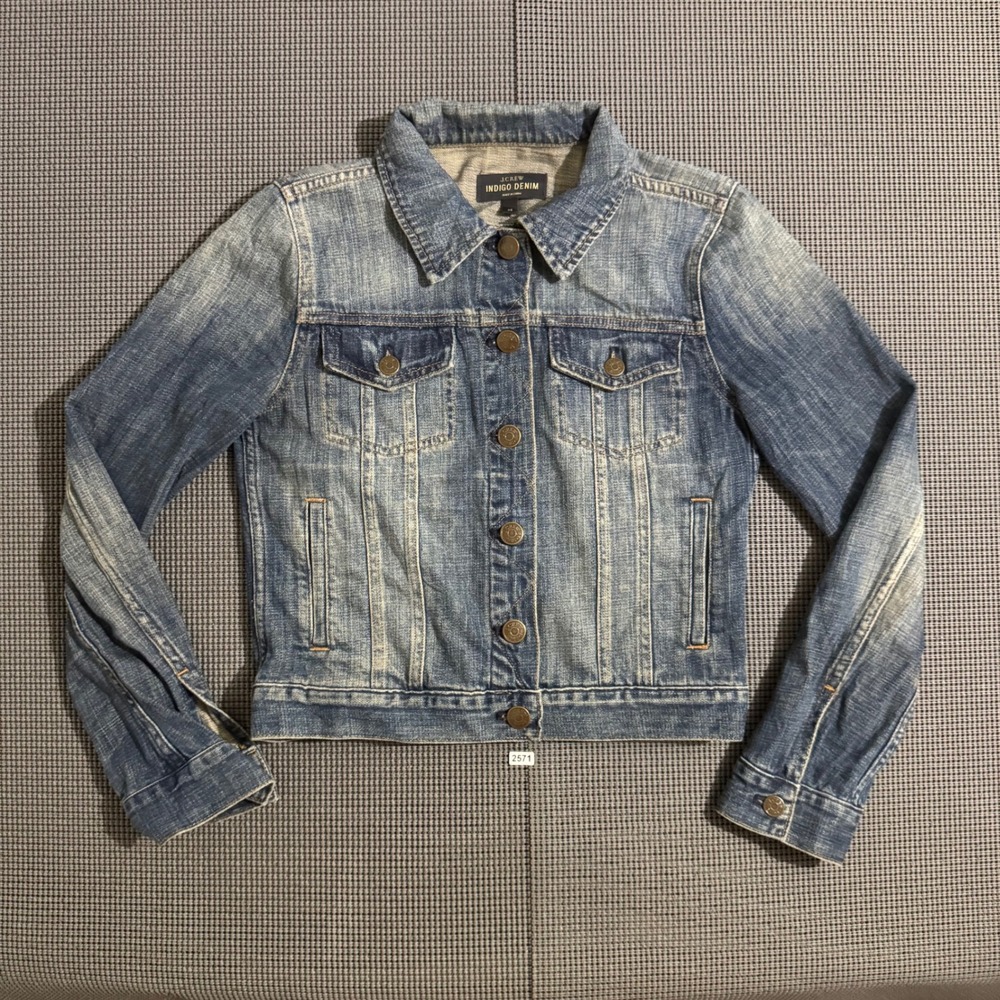 J.Crew Indigo Denim Trucker Jacket Blue Faded Wash Size XS